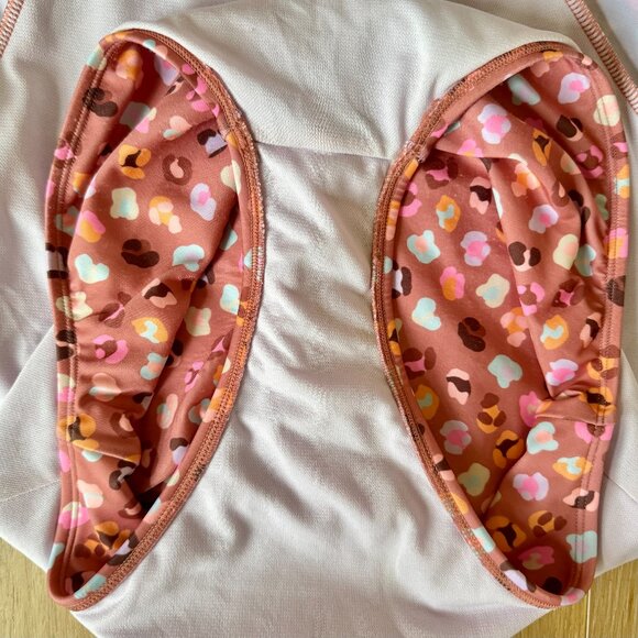 WILD LEOPARD SPOTS LONG SLEEVE RASH GUARD SWIMSUIT UVA SUMMER VIBRANT ANIMAL - Picture 15 of 15